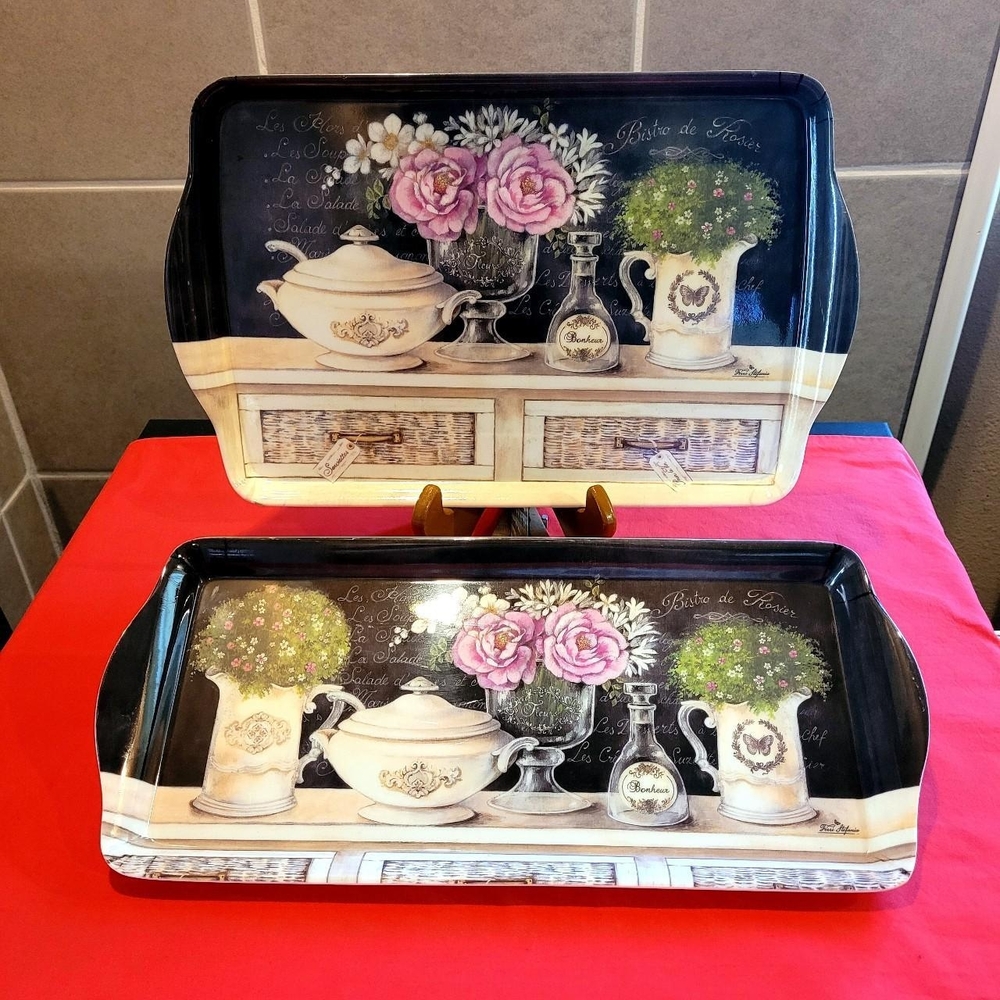 Melamine Dinner Trays with Art by Ferri Stefania, Set of 2